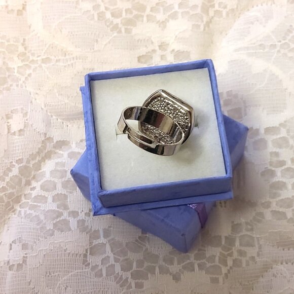 VTG Girls Women’s Pearl Pink Crystal Silver Tone Adjustable Vintage Ring - Picture 7 of 7